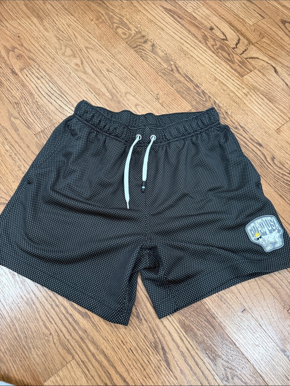 GOAT USA Men's Black Mesh Athletic Shorts with Drawstring Size Small
